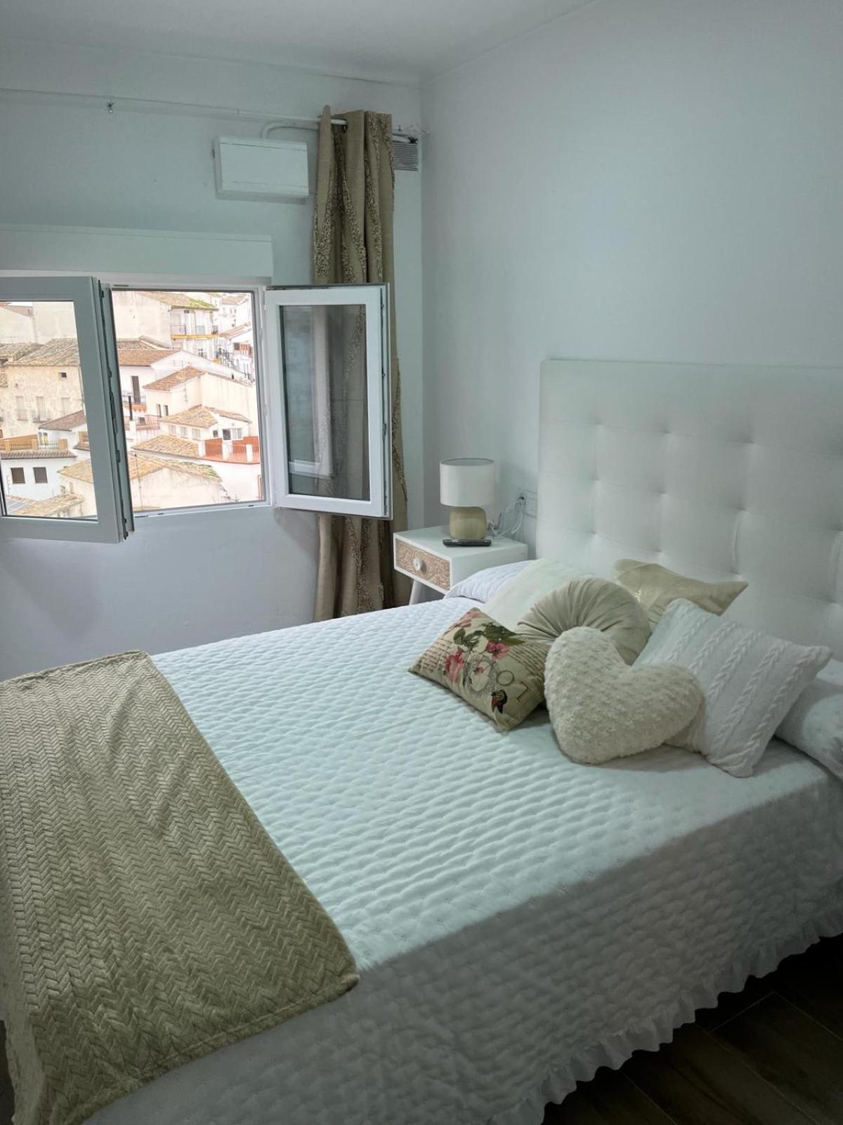 Apartamento El Patio. Setenil De Las Bodegas Екстер'єр фото